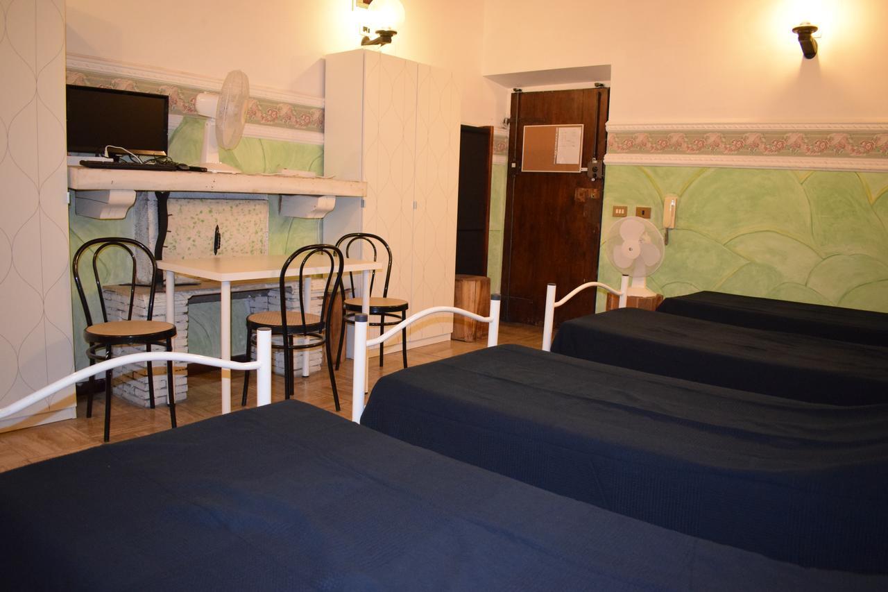 Sandy Hotel Rzym Zewnętrze zdjęcie